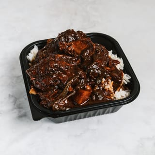 Brown Stew Chicken Bowl